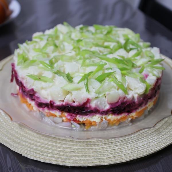 Селедка под шубой в кольце