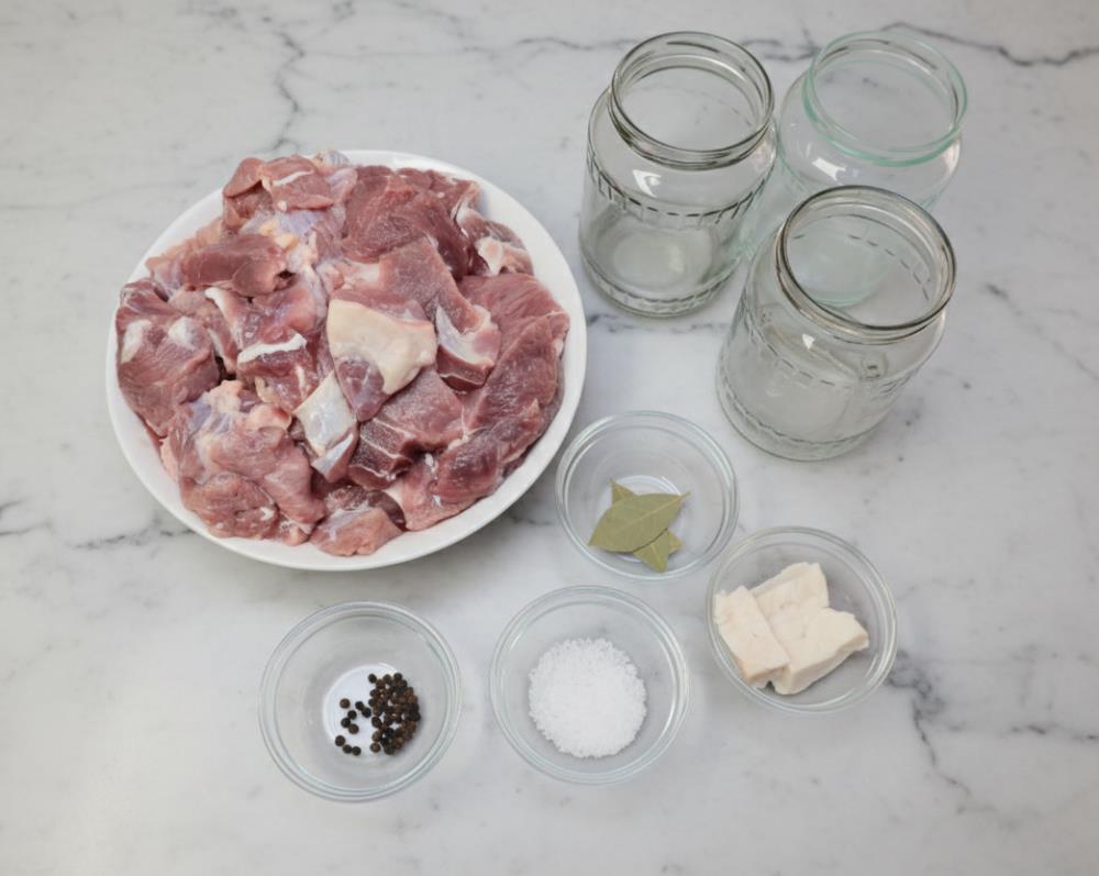 Подготовка мяса и специй