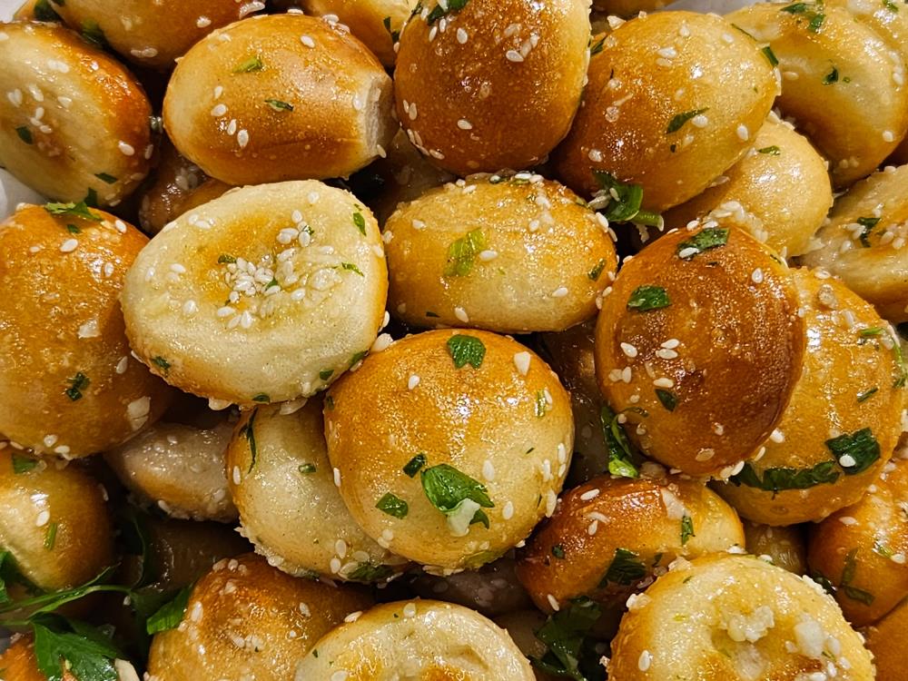 Пампушки с чесноком 