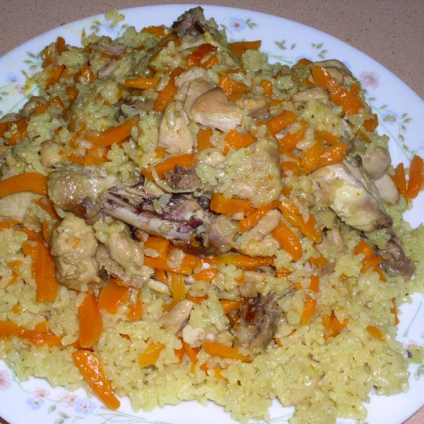 Рассыпчатый плов с курицей