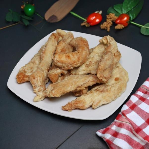 Куриные стрипсы в панировке из муки