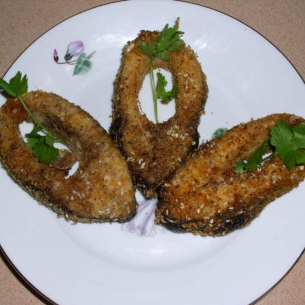 Карп в кунжутной панировке
