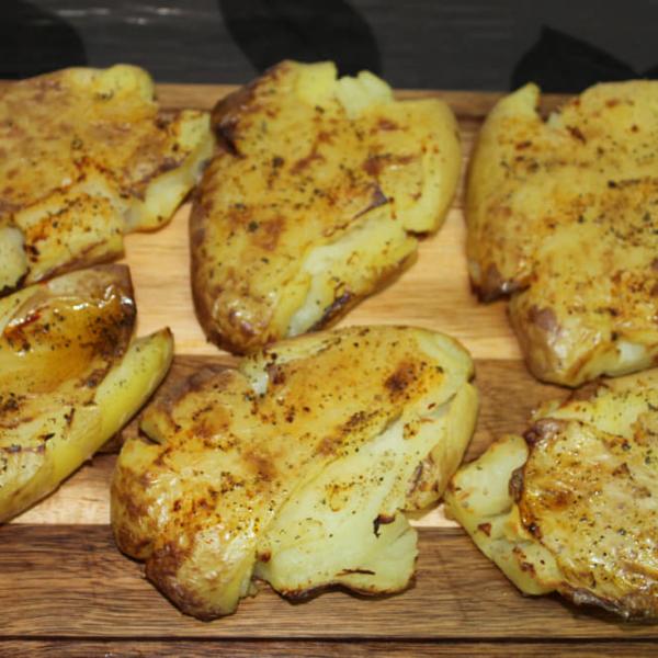Мятый картофель в духовке